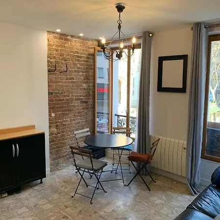 Apartment Your Flat In Paris-clichy - Available For The Olympics!